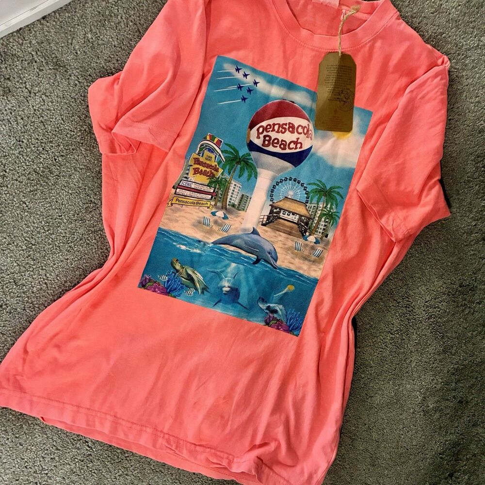 NWT U.S. Vintage Pensacola Beach Florida Travel Souvenir Dolphin Graphic Tee M